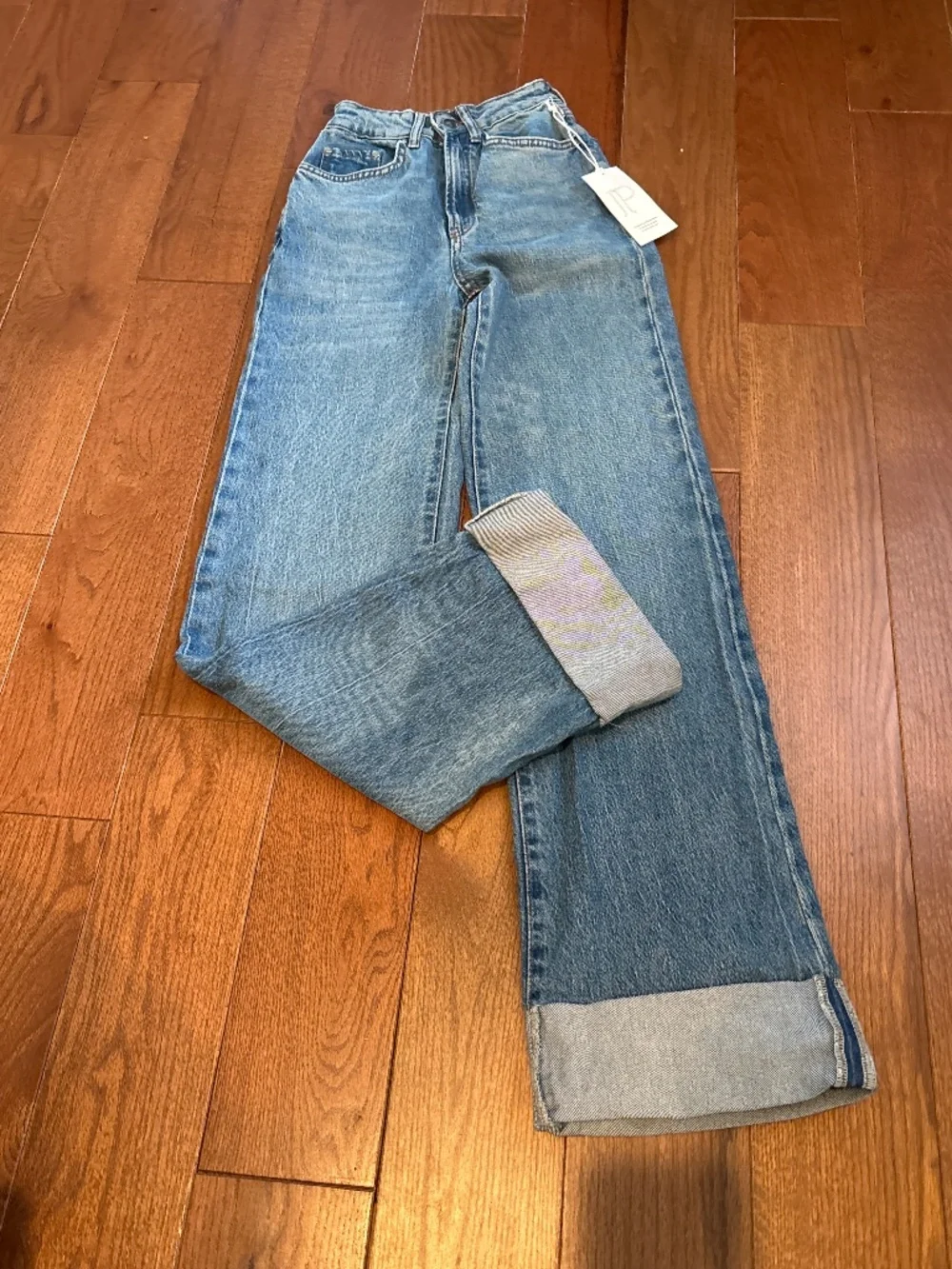 NWT Pilcro Scotty Cuff Hi Rise Jeans Size 23T